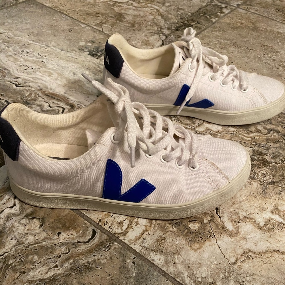 Veja sneakers